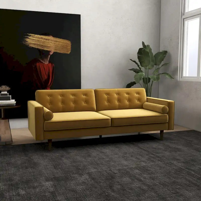 Aksamitna złota kanapa do salonu w stylu mebli Mid Century Modern Clayton