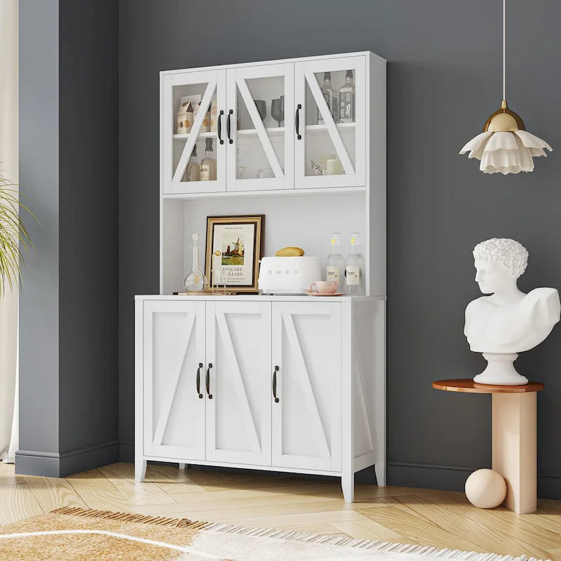 Duża szafka spiżarniana z przeszklonymi drzwiami