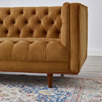 Sofa tapicerowana aksamitem | Pikowanie guzikami w kształcie rombów | Styl glamour art déco | Nogi z drewna kauczukowego | Obciążenie do 400 kg